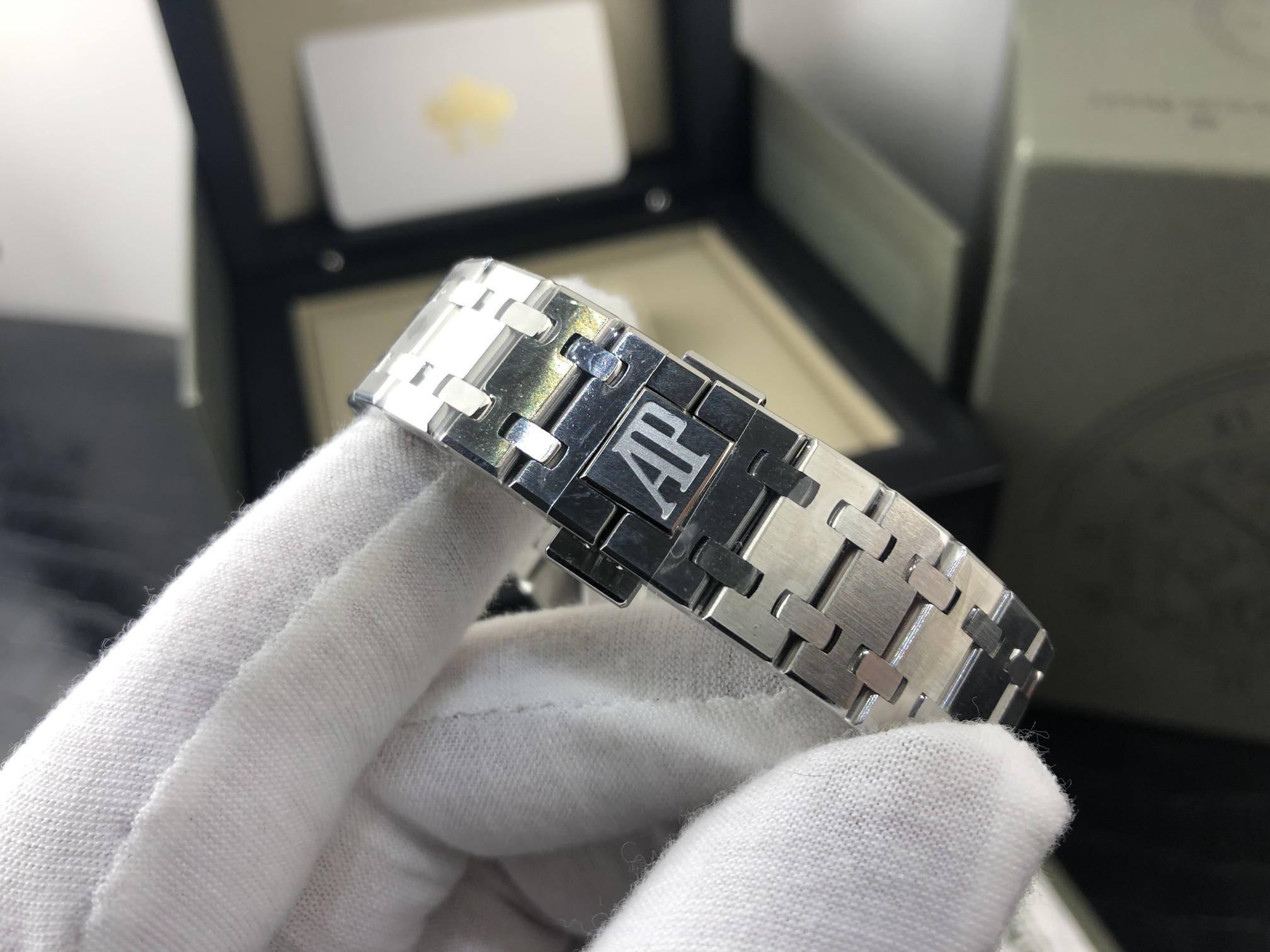 Audemars Piguet 皇家 爱彼皇家橡树系列67651镶钻女表