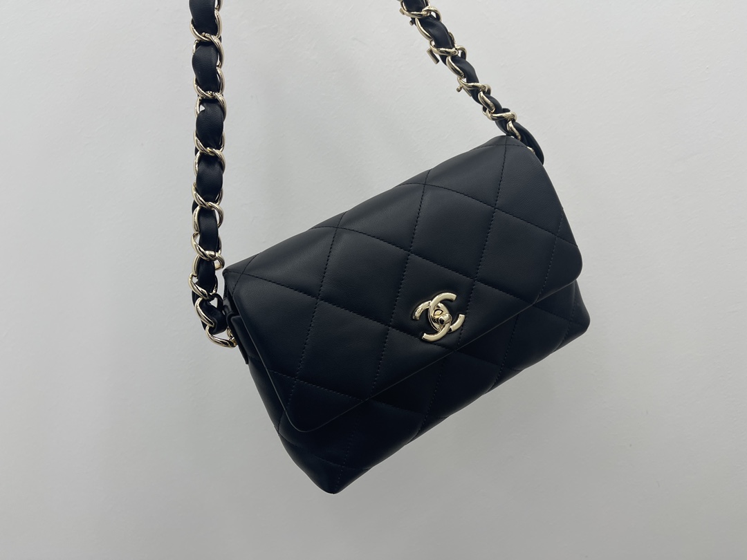 Shoulder bag, Chanel, Chanel classic