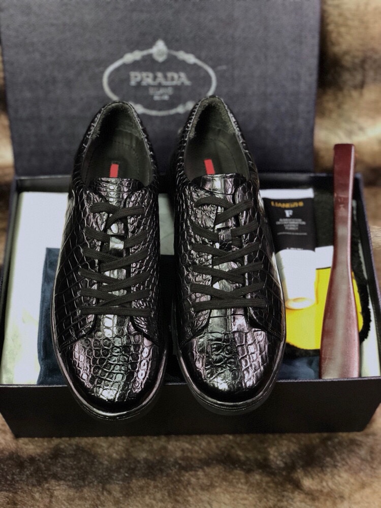 NO:271407,[Support global inspection, fidelity] [Whole belly] Aristocratic exclusively for [spot] Top [Whole double imported Siamese crocodile belly from Thailand] The ruthless goods are coming [Rose] [Rose] Full imported German ox inside, perfect and smooth stitching, uniform and coherent, fine craftsmanship, simple and easy to wear, soft enough to be comfortable 38/44 [Configure special maintenance oil, special towel] High-end luxury You deserve,19860909【支持全球验货 保真】【整张肚皮】貴族专供【现货】顶级【整双泰国进口暹罗鳄鱼肚皮】狠货来袭 [玫瑰][玫瑰] 内里用全进口徳国胎牛 完美顺畅的车缝线 均匀连贯 工艺精细 套脚的设计简单易穿 柔软程度足以舒适 38/44【配置专用保养油 专用毛巾】高端奢侈 您值得拥有,,Men's shoes