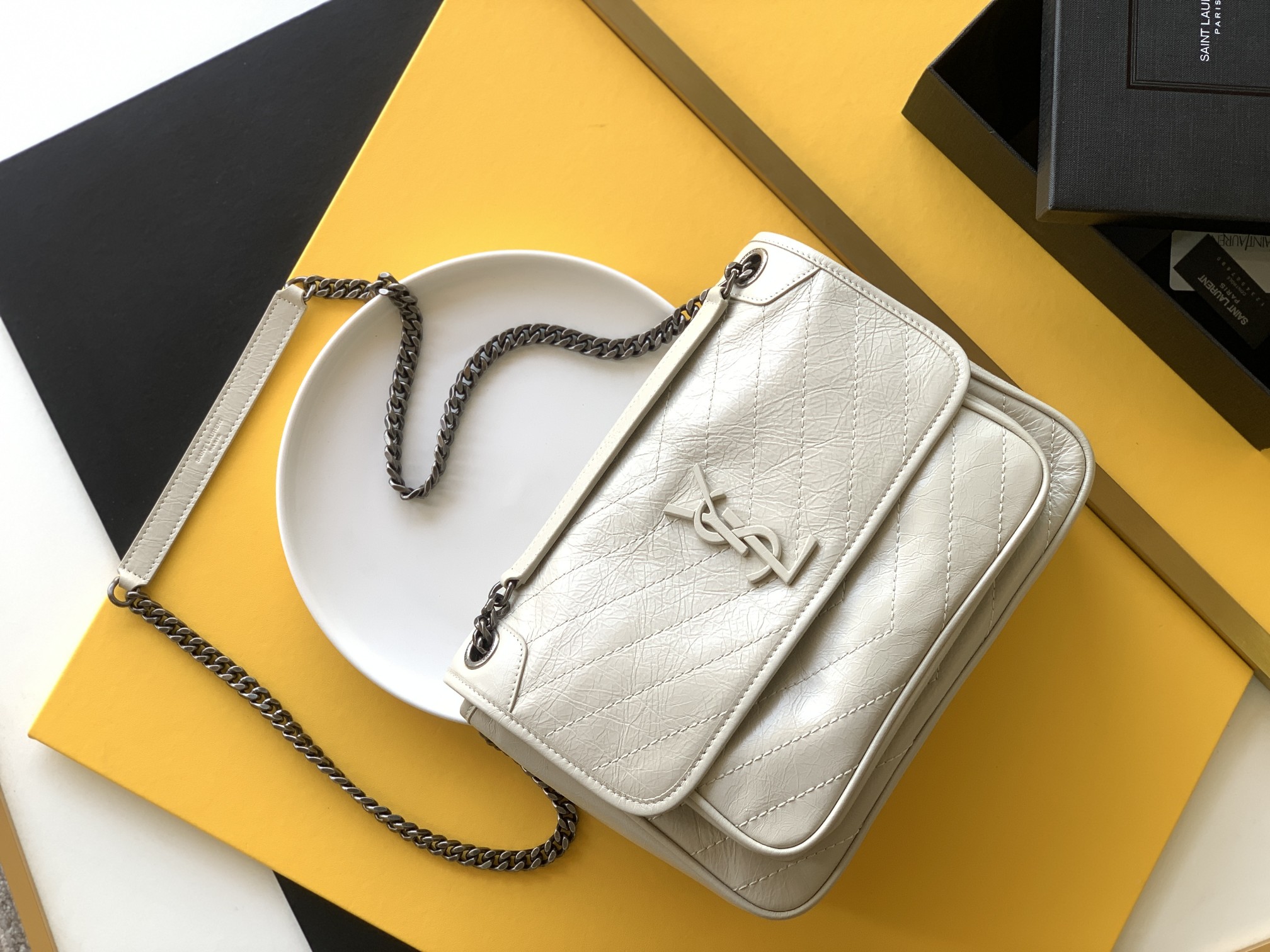 Milk White Chain Cowhide Shoulder Bag Medium
