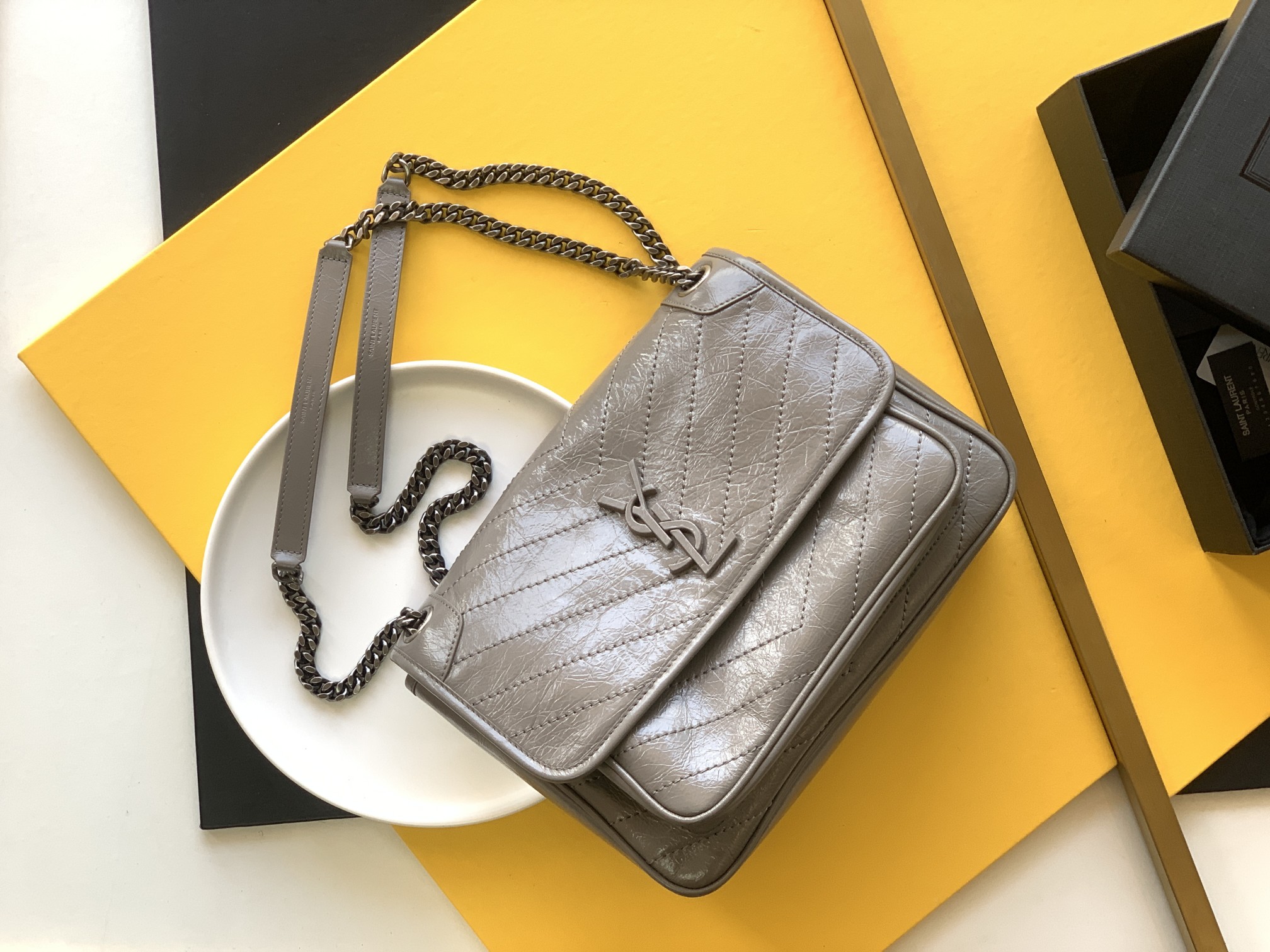 Light Gray Silver Chain Waxed Wrinkled Leather Medium Chain Bag