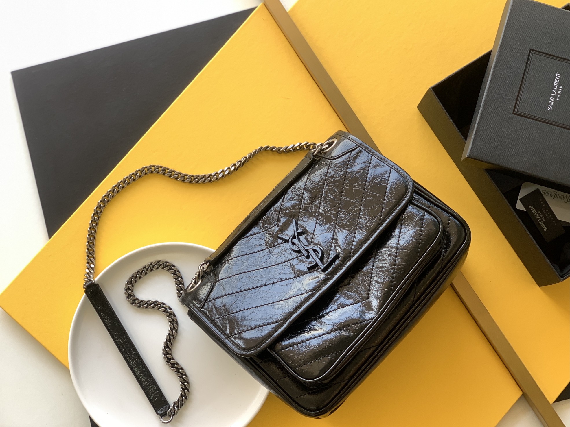 Black Waxy Wrinkled Leather Chain Shoulder Bag