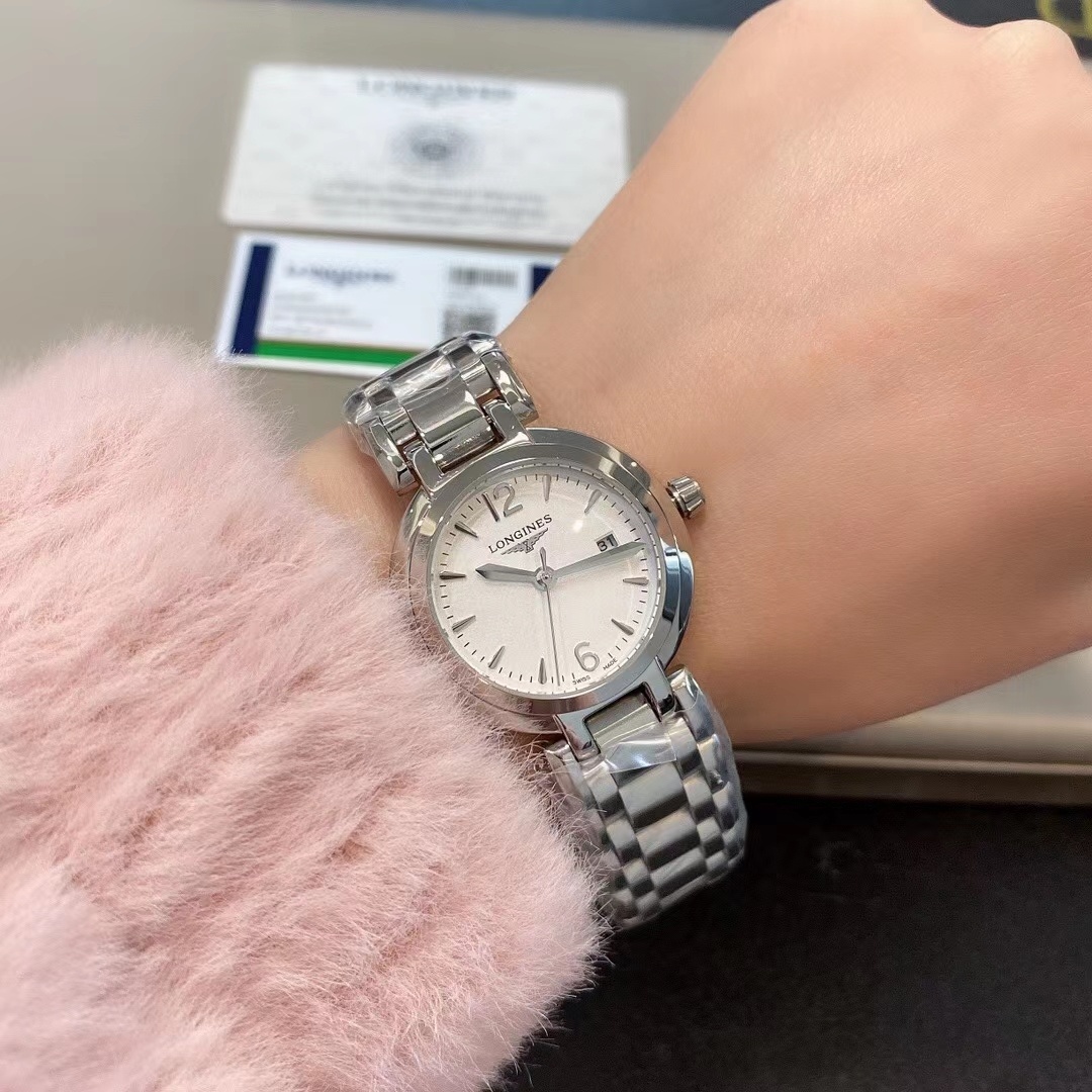 Longines 浪琴心月女表，简单上手 机智