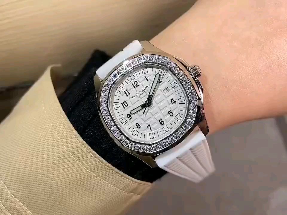 Patek Philippe 百达翡丽手雷系列镶钻女表上手视频