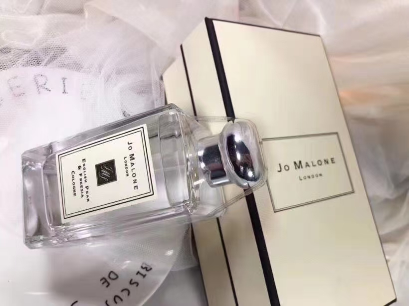 祖玛龙香水英国梨与小苍兰女士香水100ml 6