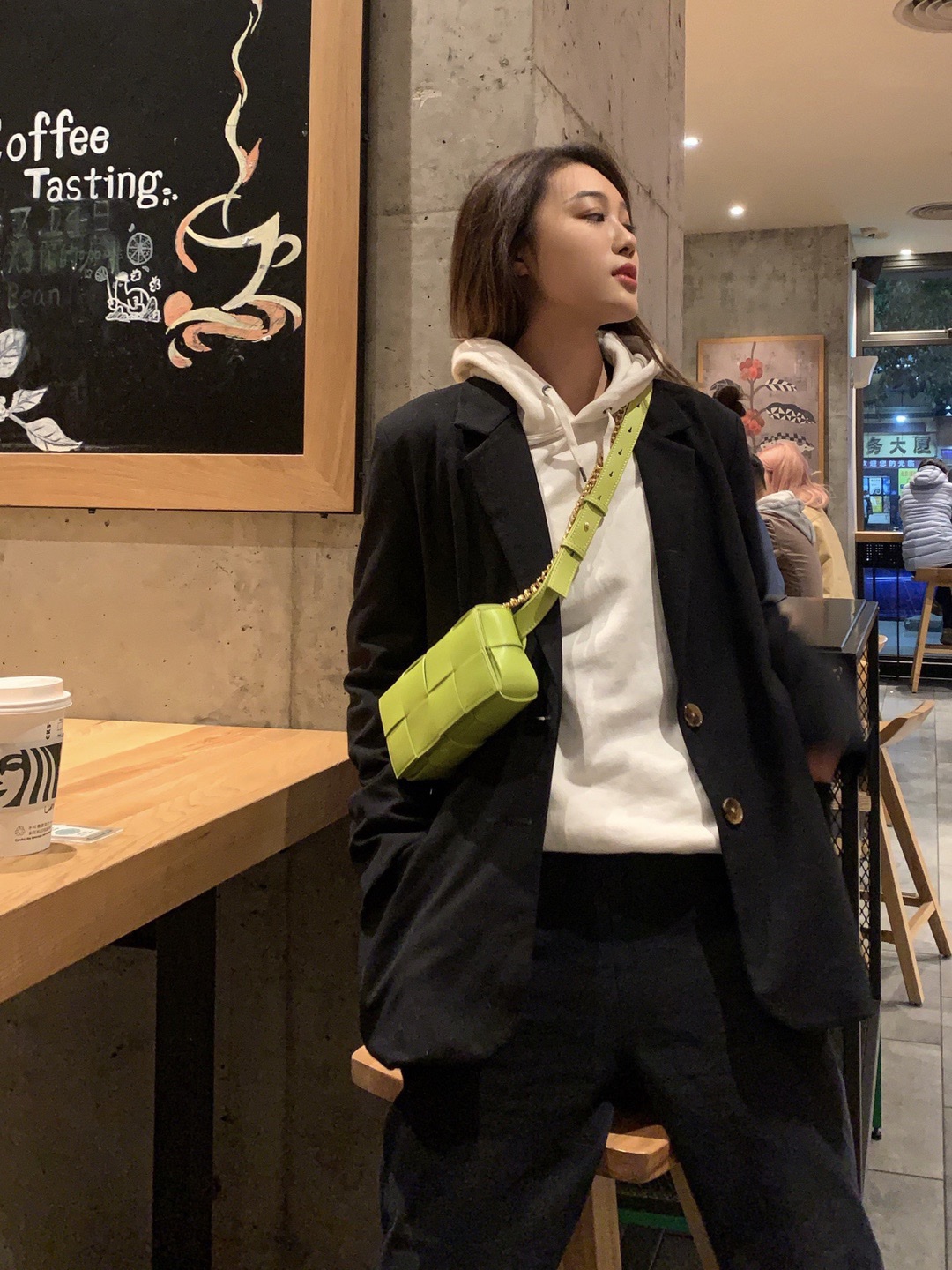 Bottega Veneta葆蝶家  The Belt Cassttte腰包 639367奇异果色