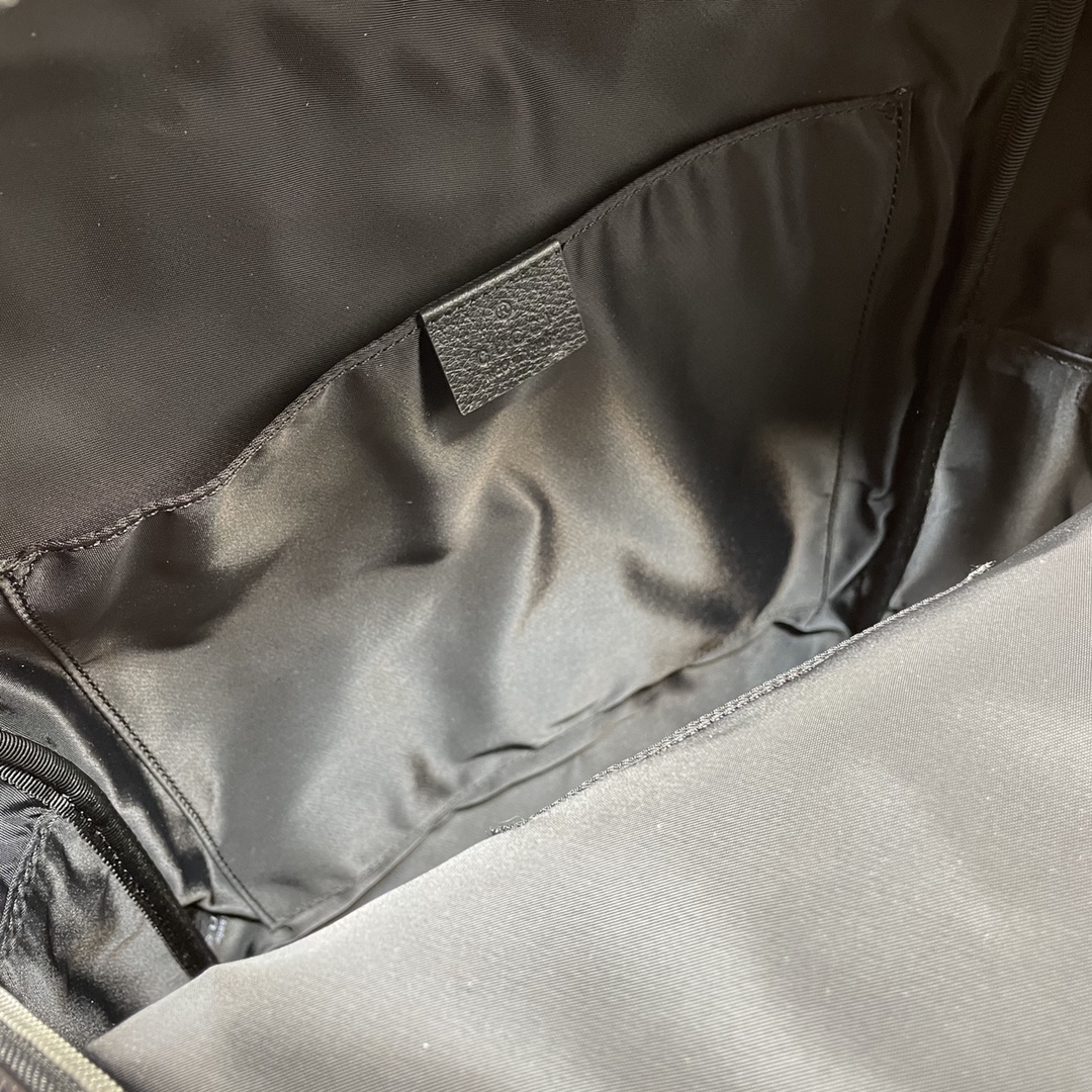 GUCCI古驰Off The Grid系列背包644992