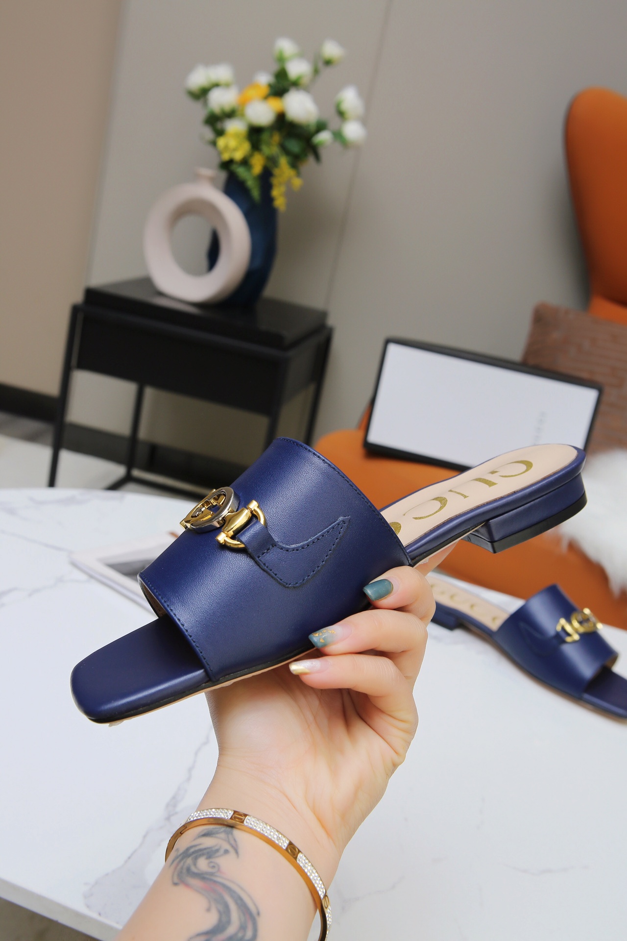 Gucci Women's Leather Slide Sandal with Double G Hardware - Stylish & Comfortable 9 i1610870603 1410 8