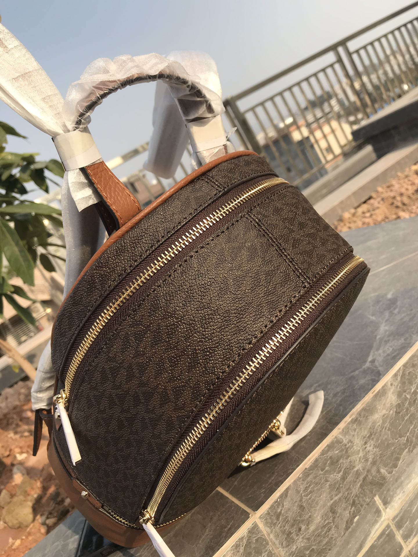 Michael Kors MK背包2拼皮2拼皮棕