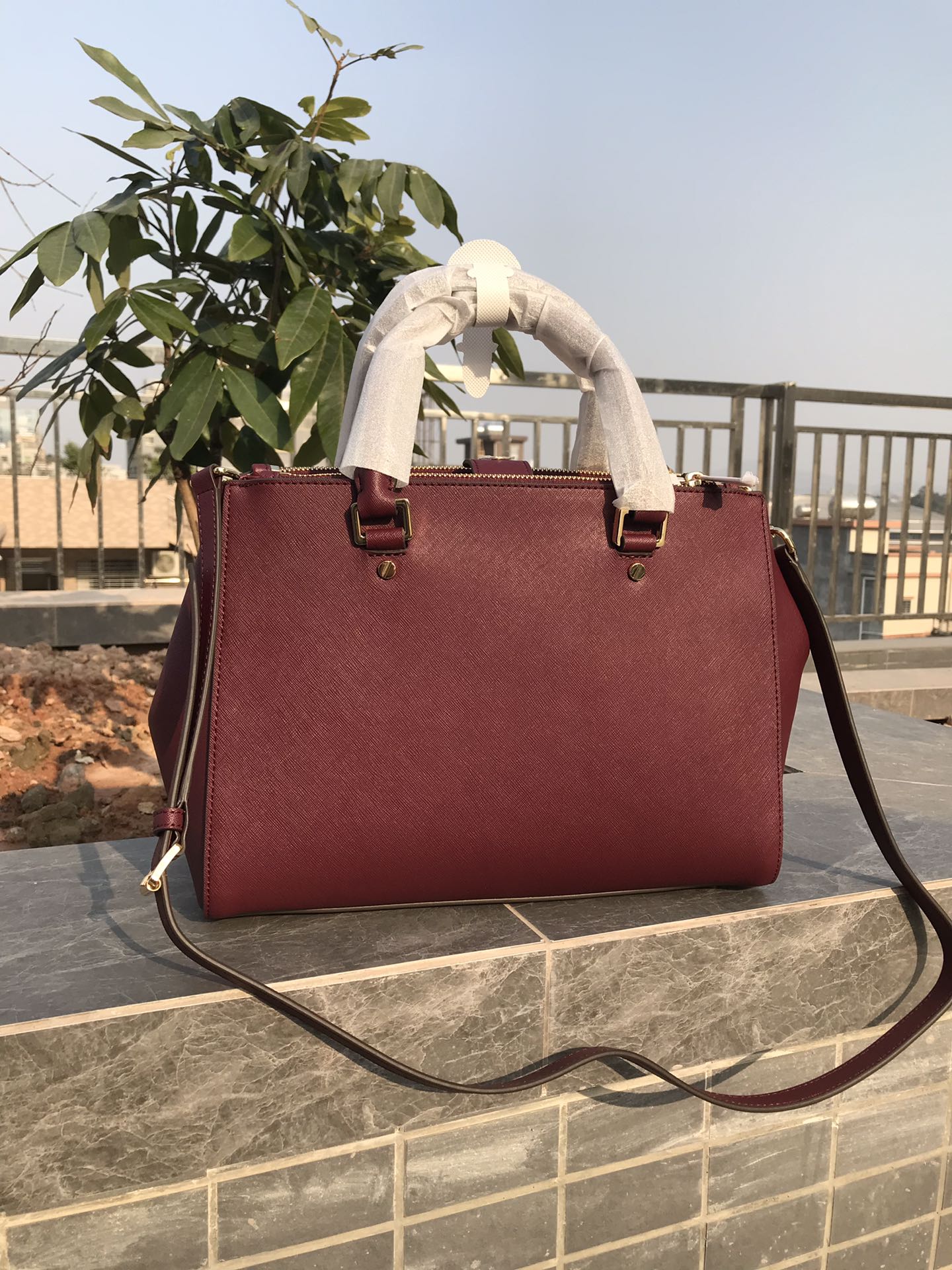 Michael Kors MK纯原中号双拉 杀手包 款 十字纹牛皮 （手提 单肩 斜挎）均可