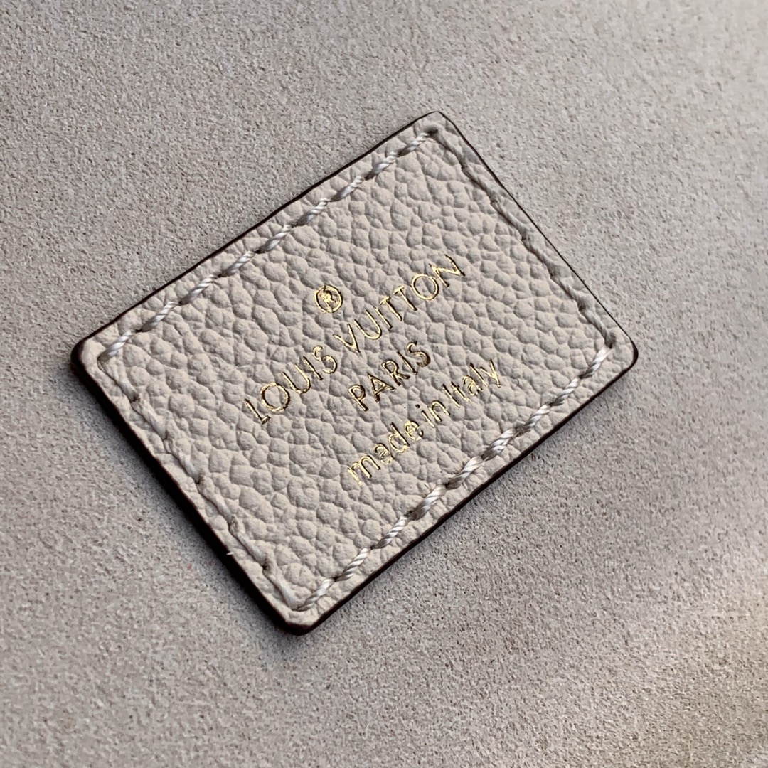 Louis Vuitton LV Vanity PM 化妆包 M45599奶白色