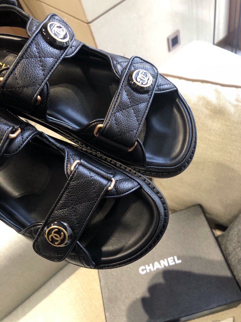 Chanel2021新款魔术贴沙滩鞋