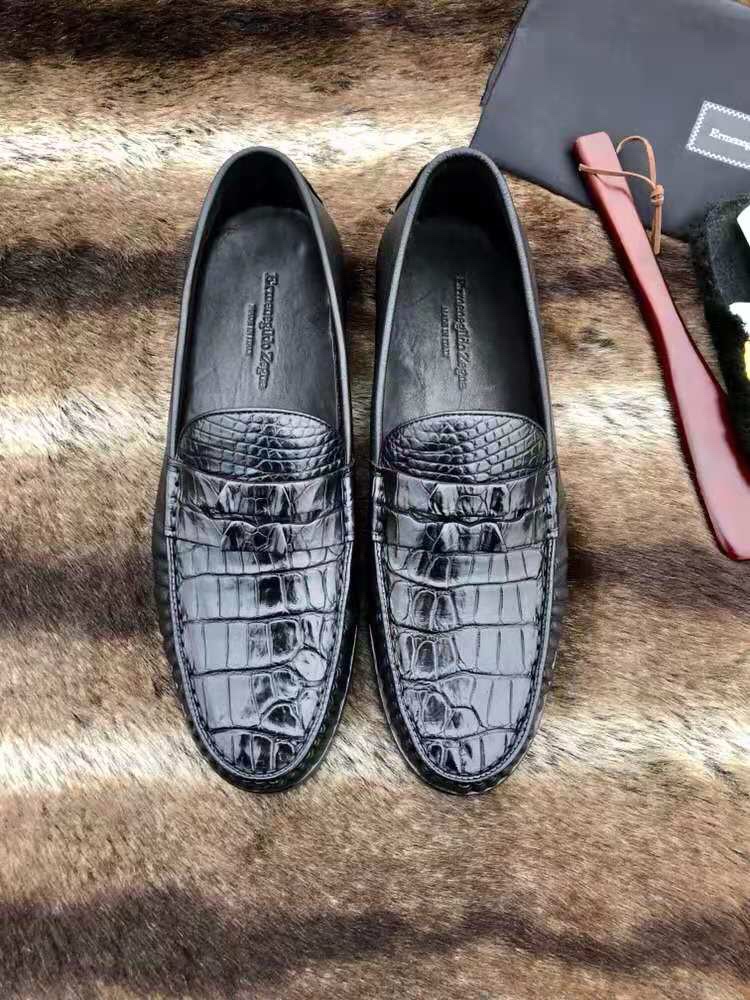 NO:275008,[All models of our bank can be replaced] Latest [whole belly] Noble special supply [spot] [Jenia] [whole pair of imported Thai Siamese crocodile belly] The ruthless goods are coming [rose] [rose] [rose] Full imported German ox inside, perfect and smooth stitching, uniform and coherent, fine craftsmanship, simple and easy to wear, soft enough to be comfortable 38/44 [configured with special maintenance oil, special towel] High-end luxury You deserve, zegna19860909【本行所有款式可换款】最新【整张肚皮】貴族专供【现货】【杰尼亚】【整双泰国进口暹罗鳄鱼肚皮】狠货来袭 [玫瑰][玫瑰] 内里用全进口徳国胎牛 完美顺畅的车缝线 均匀连贯 工艺精细 套脚的设计简单易穿 柔软程度足以舒适 38/44【配置专用保养油 专用毛巾】高端奢侈 您值得拥有,,zegna,Men's shoes