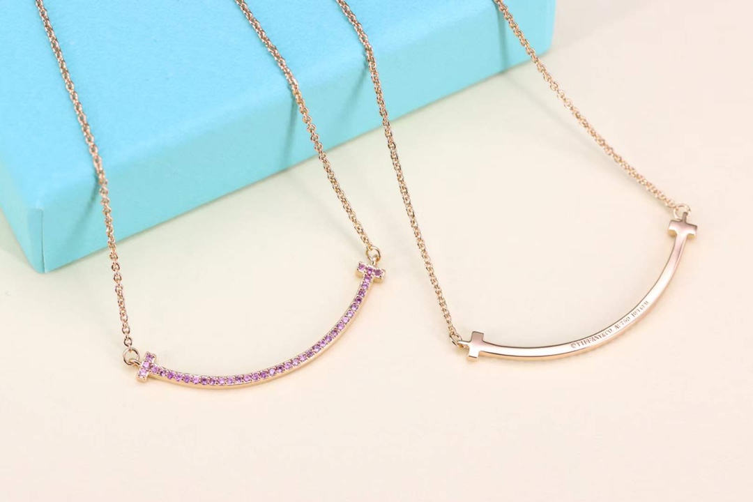 Tiffany & Co. Tiffany以爱与美、罗曼蒂克与梦想为主