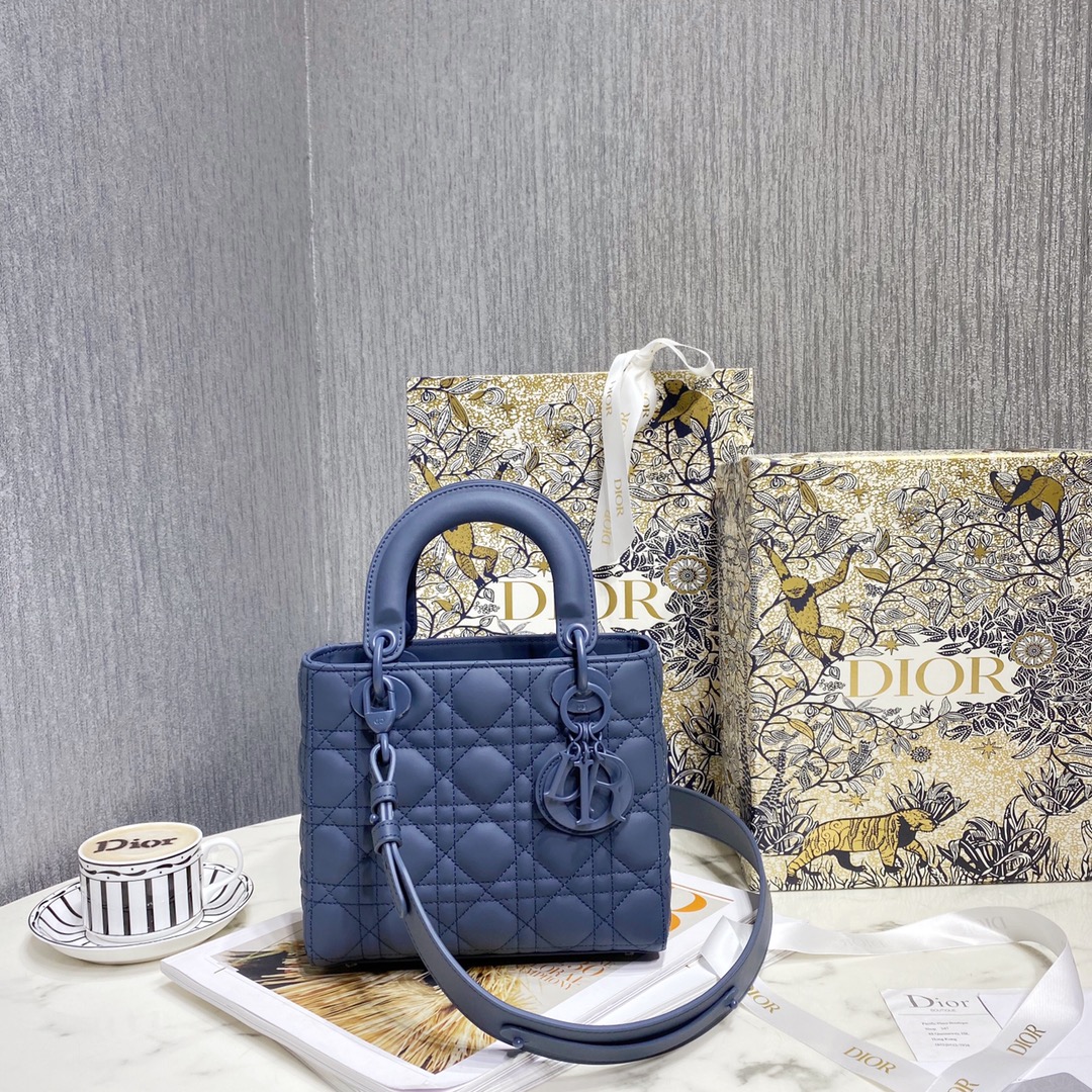 Top Quality Website
 Dior Bags Handbags Sewing Cowhide Lady