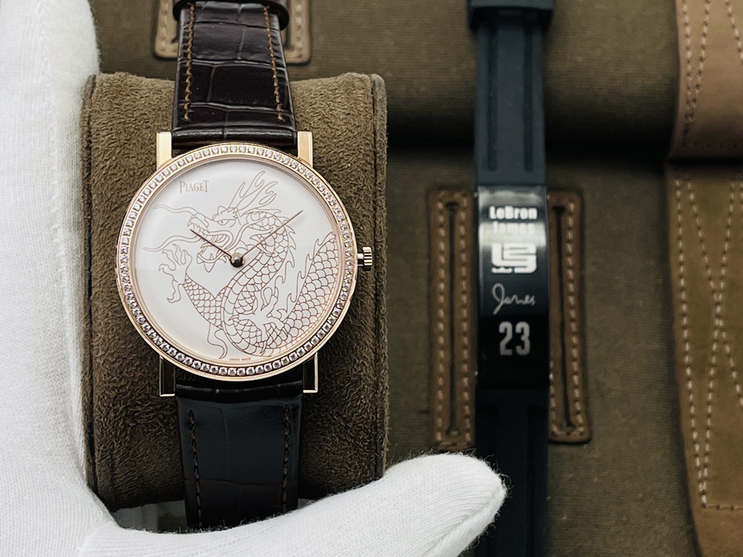 Piaget Black 9015