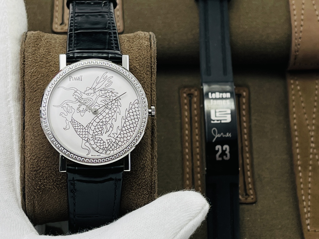 Piaget Black 9015