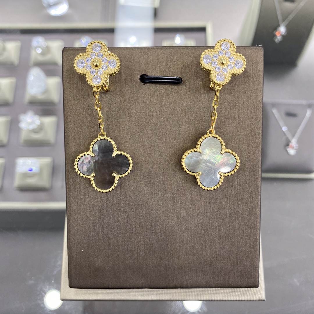 NO:101164,VCA Four-leaf clover 2 flower-between diamond earrings White and rich beauty earrings Gold with spring buckle Gray shells | Malachite | Carnegia | Black agate | White fritillar, Vac earrings, gold19860909VCA 四叶草2花间钻耳坠 白富美耳坠 黄金色 带弹簧片扣 灰贝｜孔雀石｜红玉髓｜黑玛瑙｜白贝母,Vac耳钉,gold,Jewelry
