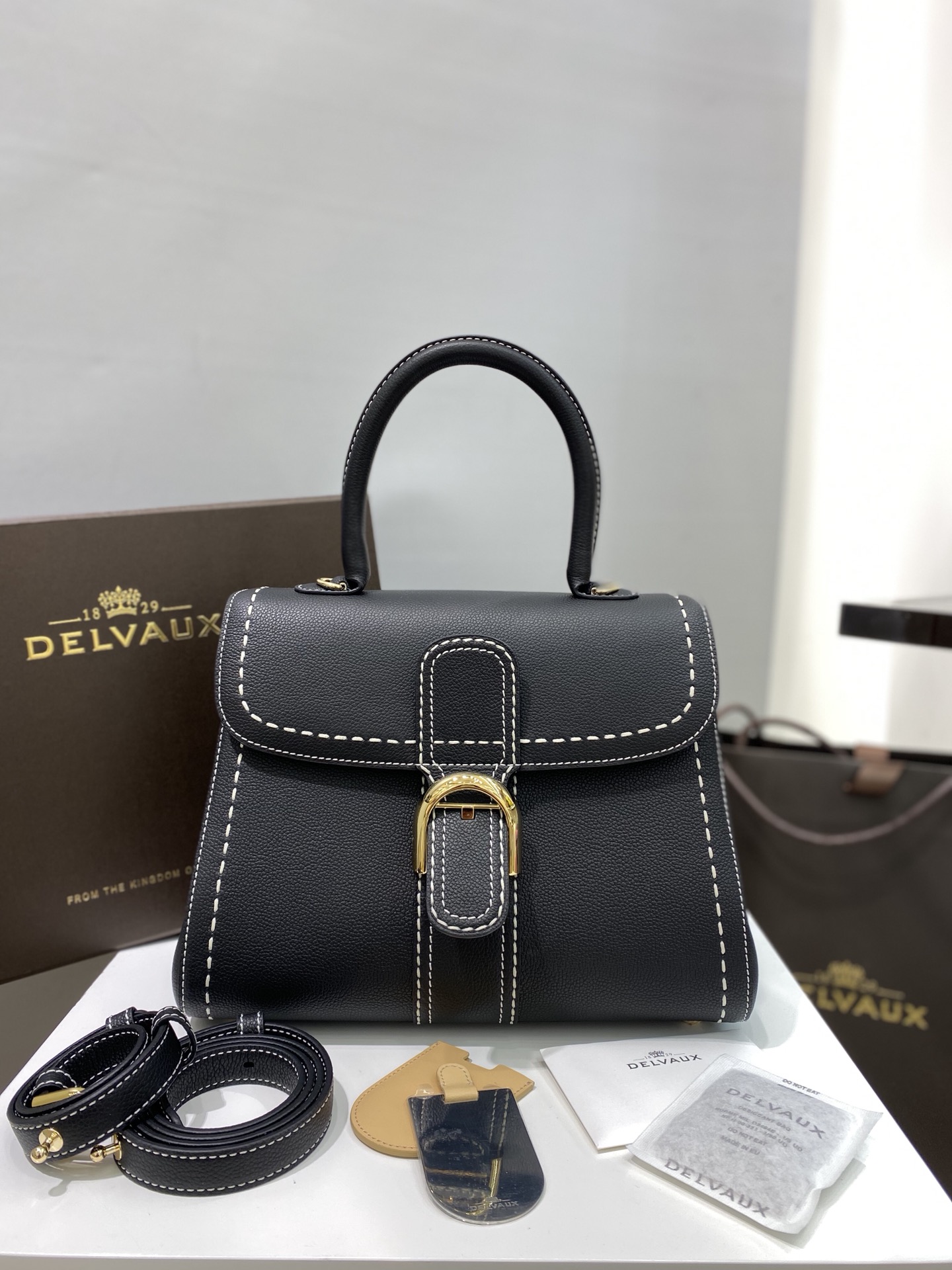 델보 가방 Delvaux 17004