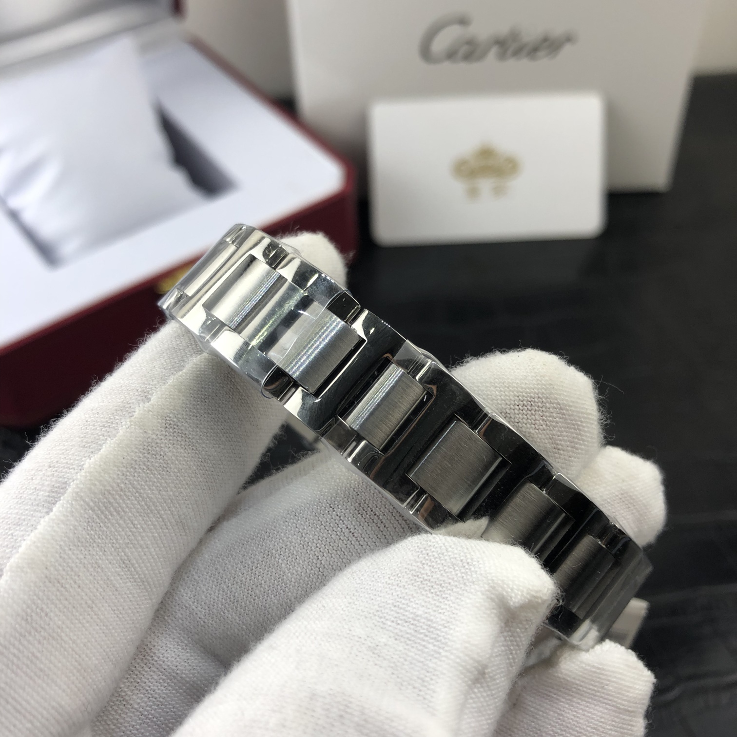 Cartier 皇家 卡地亚蓝气球系列36尺寸机械和33尺寸石英女表
