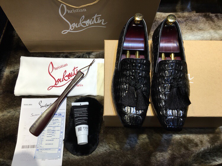 NO:897898,[Ready Stock] [Crocodile Premium] Whole Thai Siamese crocodile skin. Counter boutique quality. Can support global counter inspection. Italian imported genuine leather outsole 38/44,,crocodile skin,Leather soles19860909【现货】【鳄鱼 臻品】整条泰国暹罗鳄鱼皮 专柜精品 质量属精品级别 可支持全球专柜验货 意大利进口真皮大底 38/44,,crocodile skin,Leather soles,Men's shoes