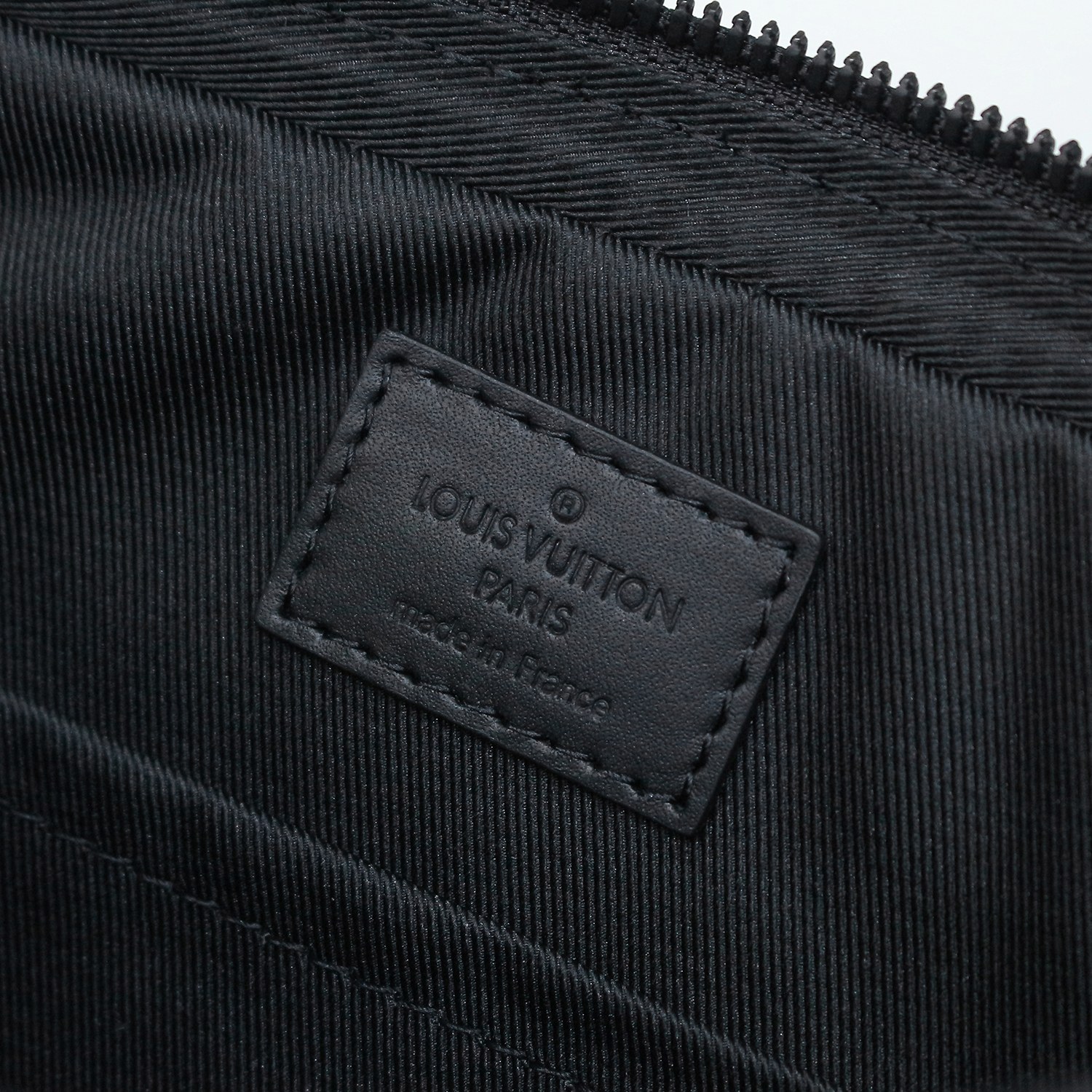Louis Vuitton LV Duo Messenger邮差包 M69827