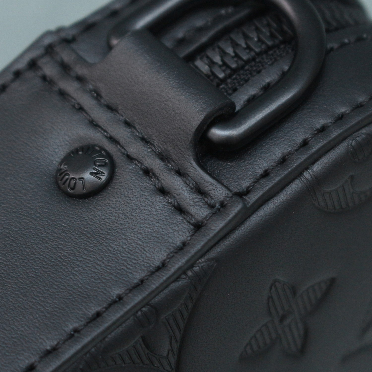 Louis Vuitton LV Duo Messenger邮差包 M69827