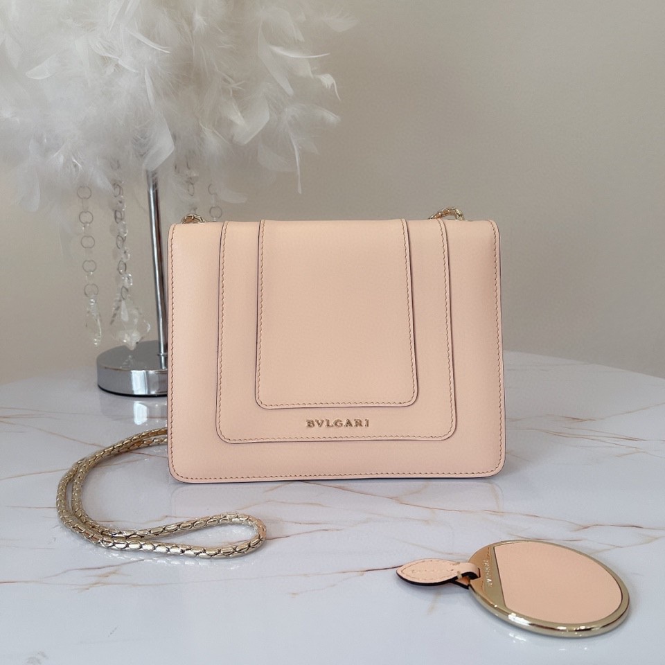 BVLGARI宝格丽蜜桃粉小牛皮材质肩背包61879