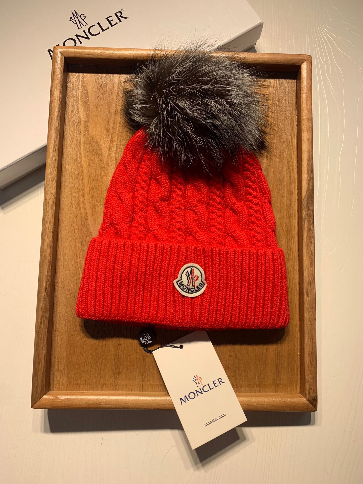 🌹。蒙口。【羊毛单帽-带狐狸毛球】客供小羊毛！珍贵典藏的灵魂帽子！客供色纱.每个颜色都非常好看！经典！手