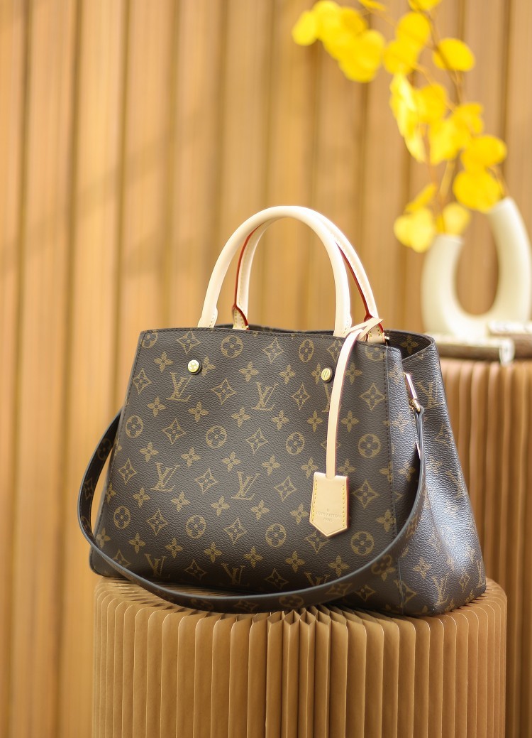 M41056法国原厂皮/全钢五金️尺寸33*23*15cm️以标志性的老花系列打造的经典之王美包系列已经