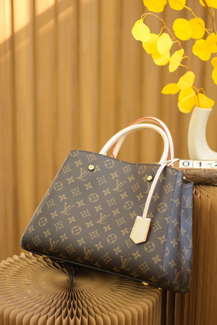 M41056法国原厂皮/全钢五金️尺寸33*23*15cm️以标志性的老花系列打造的经典之王美包系列已经