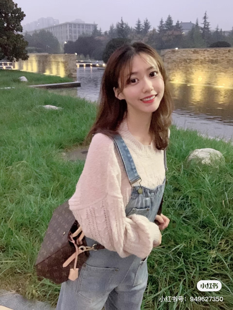 BB小号蒙田系列_
超级百搭可爱！