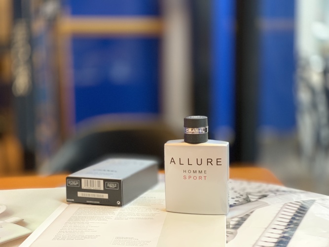 Chanel Allure Homme Sport Eau de Toilette - 100ml Men's Fragrance 1 Chanel Allure Homme Sport Eau de Toilette - 100ml Men's Fragrance