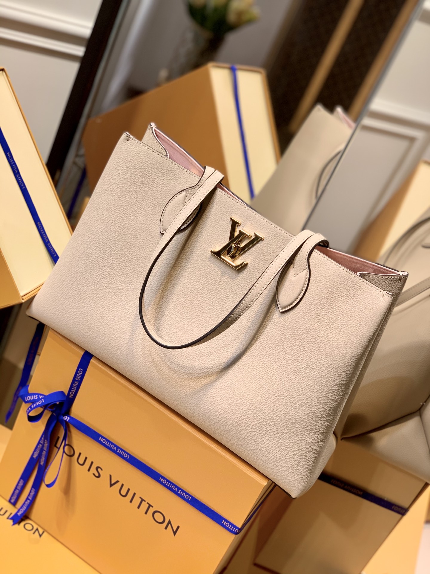 Designer Wholesale Replica
 Louis Vuitton Bags Handbags Apricot Color Gold Calfskin Cowhide Spring/Summer Collection M57345
