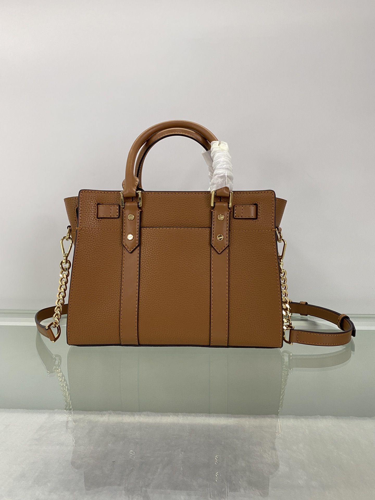 Michael Kors ～Nouveau Hamilton 手提大锁包 采用 老花皮革打造而成 是您打造日常造型的 之选