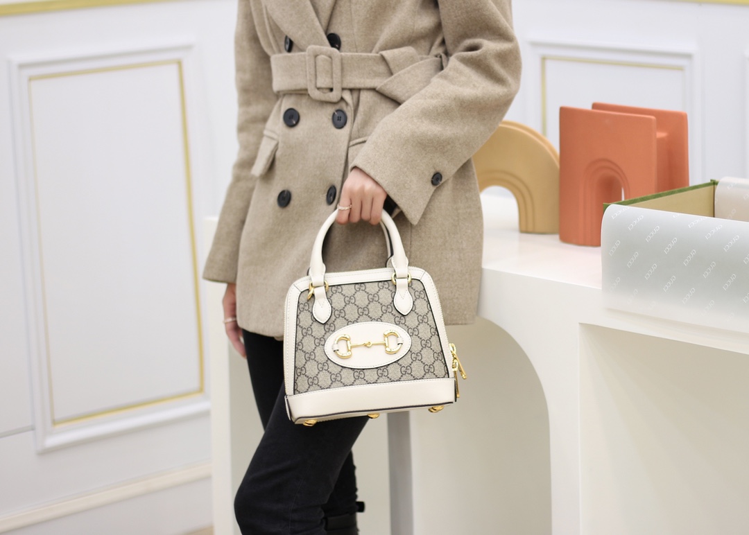 GUCCI 1955马衔扣系列Mini贝壳包 640716白色