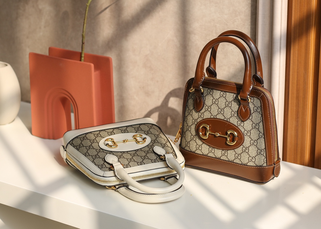 GUCCI 1955马衔扣系列Mini贝壳包 640716白色