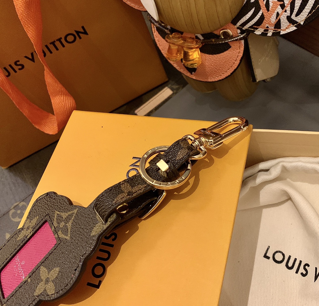 Louis Vuitton-Inspired Card Key Button with Solar Flowers, Fine Leather Process - 图片 5