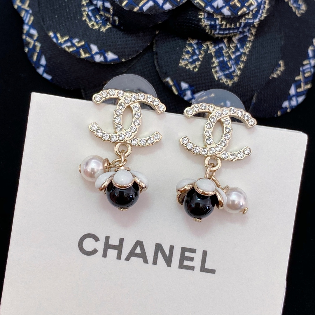 Chrome Hearts Ch@nel