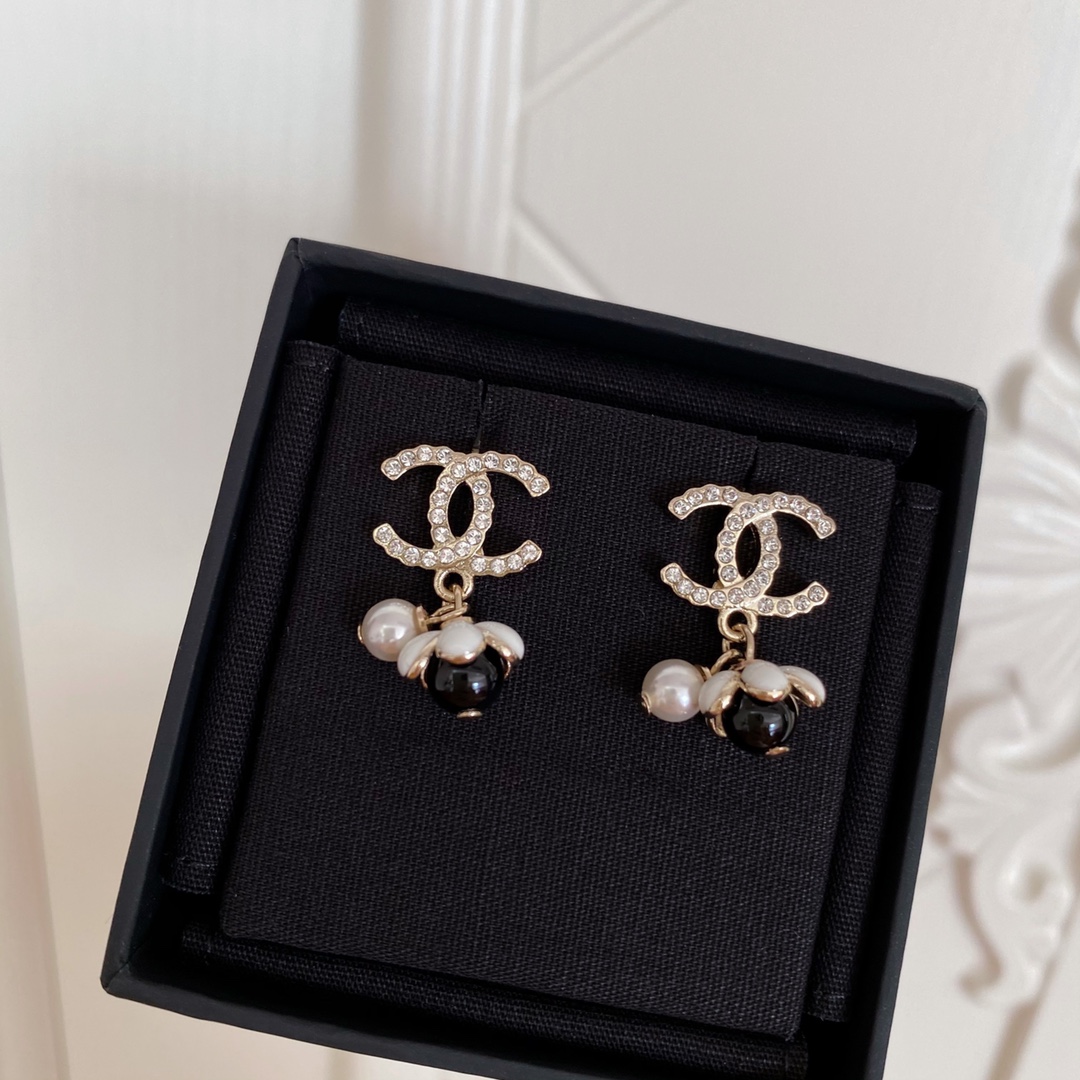 Chrome Hearts Ch@nel