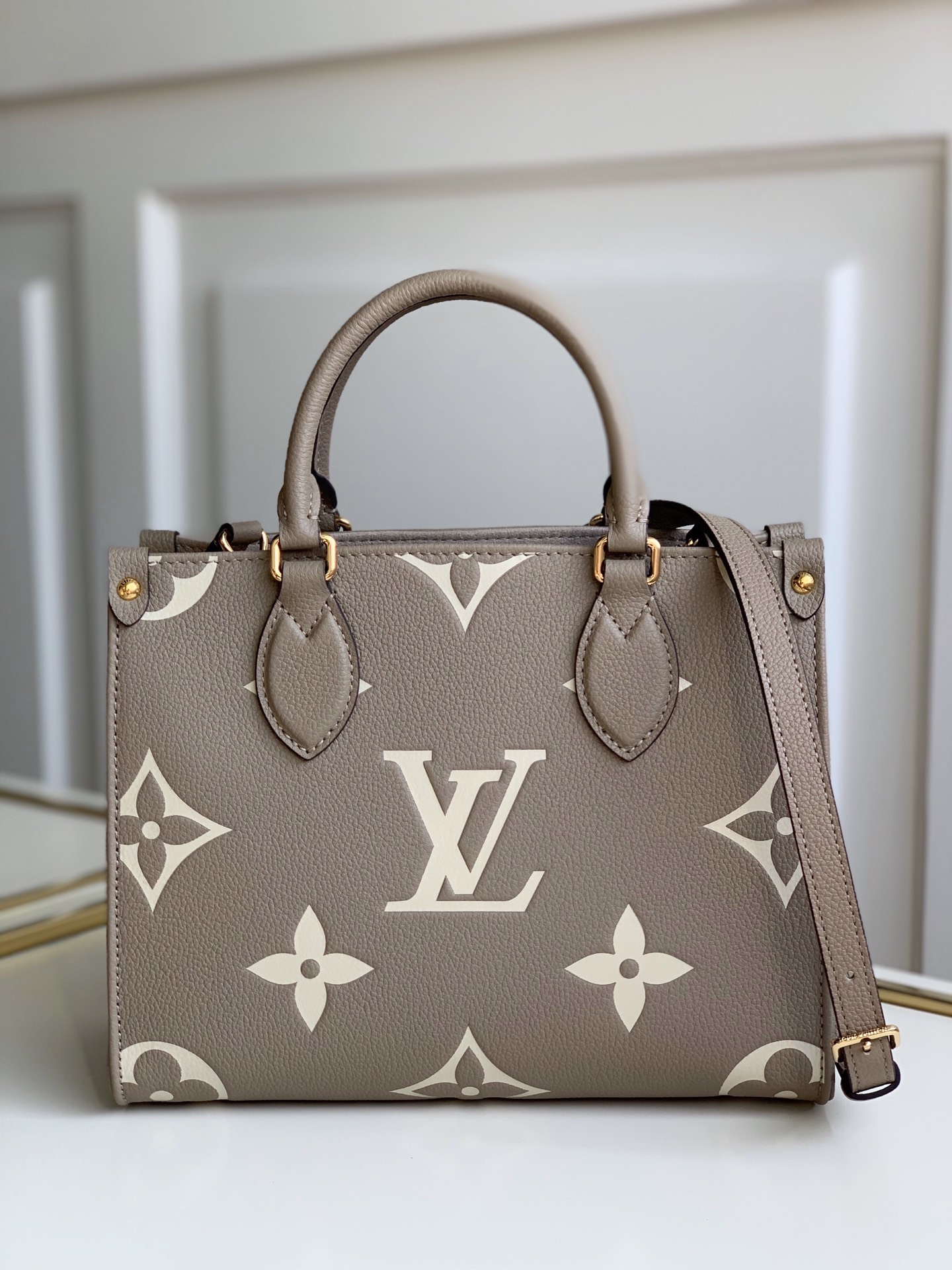 루이비통 M45659 그레이 온더고 토트백 숄더백 미니 스몰 모노그램 앙프렝뜨 Louis Vuitton Bag