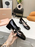 MiuMiu Single Layer Shoes Black Silver White Splicing Genuine Leather Patent Sheepskin Spring Collection Chains