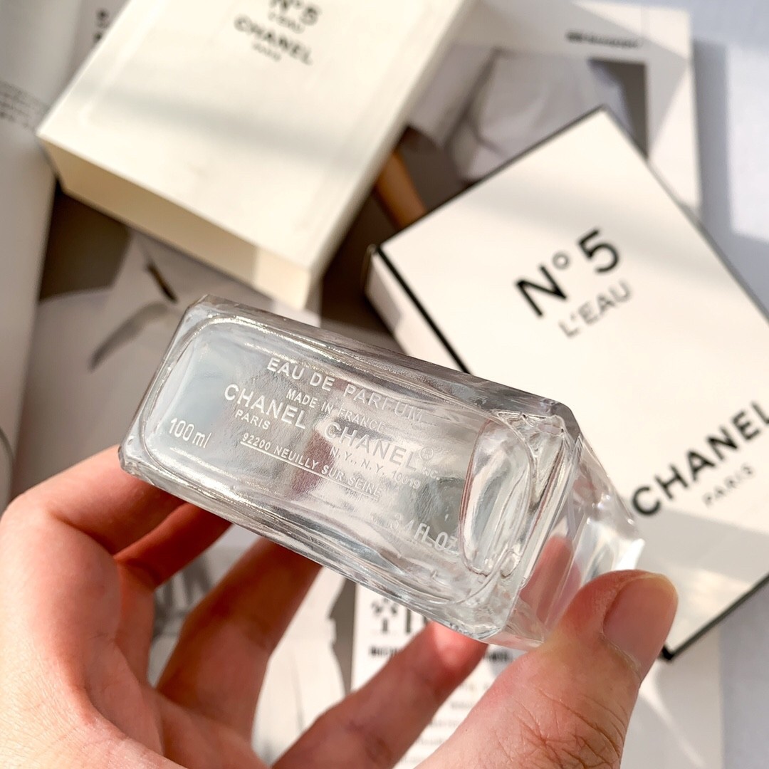 Chanel luxury designer product 9