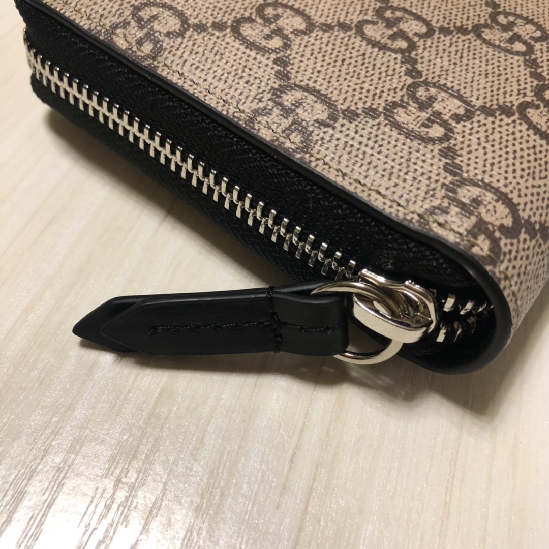 官网同步💋G家丝印图案拉链包系列👍🏻👍🏻12个卡片隔层和3个钞票隔层💋💋💋 款号:,尺寸:19×10.5