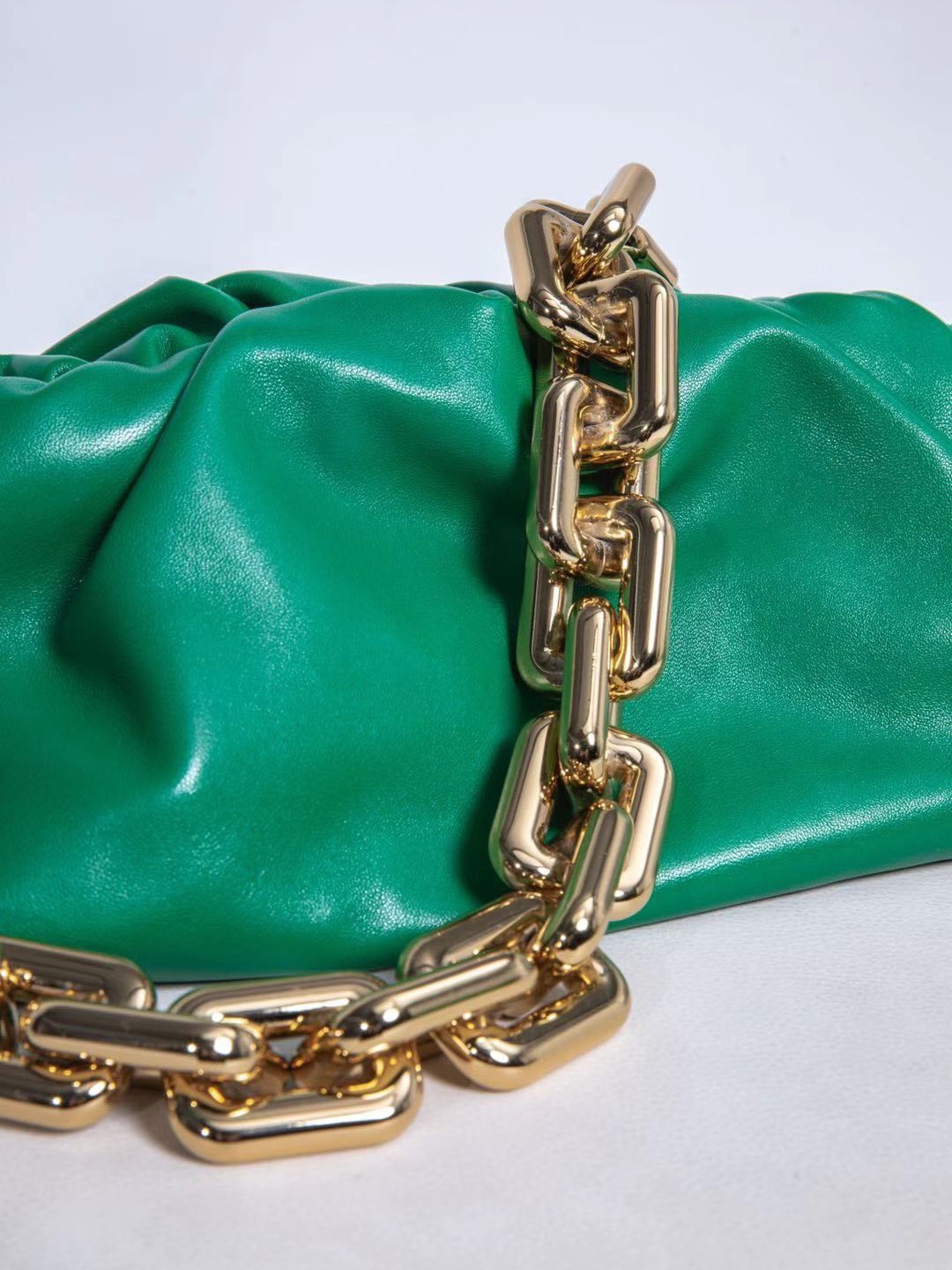 Bottega Veneta ๐๐๐ ๐พ๐๐ผ๐๐ ๐๐๐๐พ๐ 31CM BAG 620230ไผฆๆฆ็ปฟ/้้พ