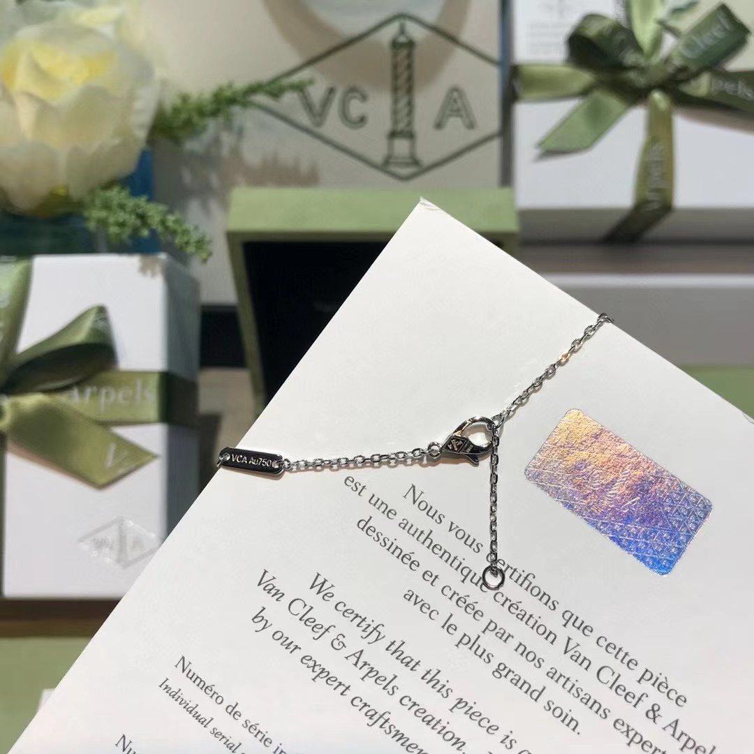 Van Cleef & Arpels VCA海外VIP会员礼遇