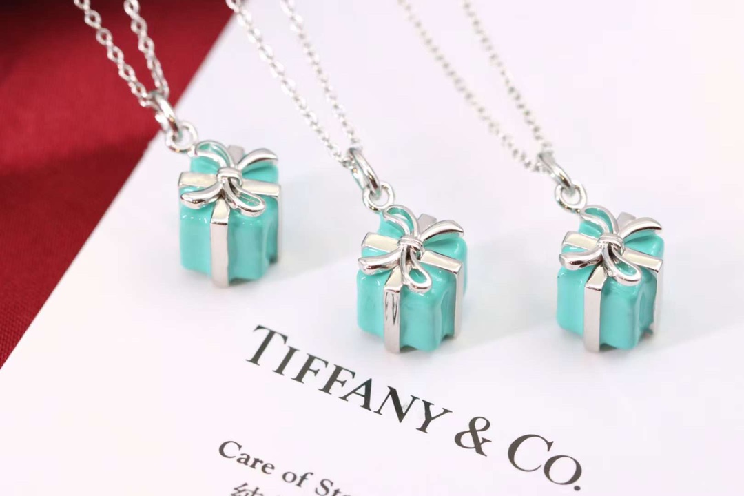 Tiffany & Co. Tiffany&Co.蓝色礼物盒 纯银锁骨项链