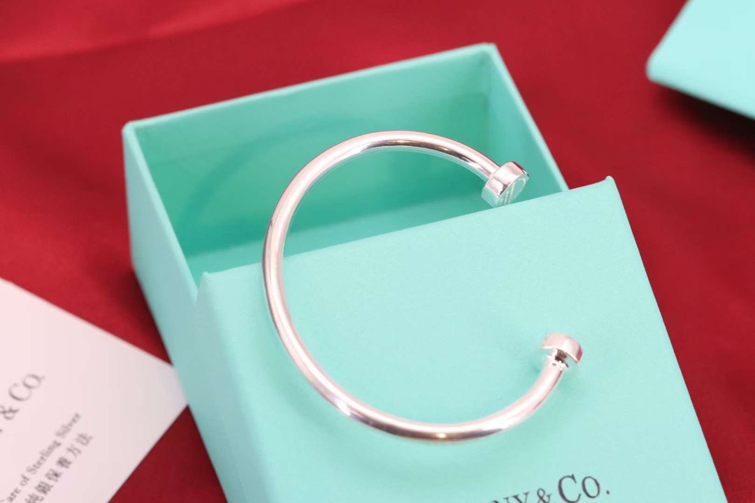 Tiffany & Co. Tiffany&Co. Return to T圆圈纯银情侣手镯