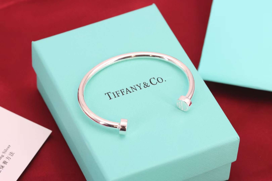 Tiffany & Co. Tiffany&Co. Return to T圆圈纯银情侣手镯