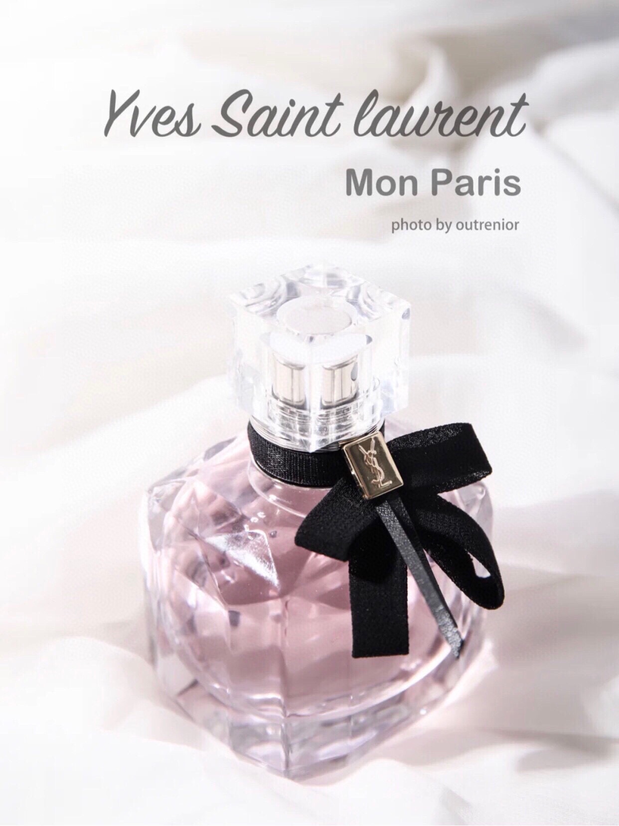 P F 55【普通版】
P F 120【专柜版】
💬热巴同 款/ED P
圣罗 兰（YS L）香 水Mon Paris
反转巴黎-因为爱情有多美 90m l  

简介：
迪丽热巴和高伟光这对荧幕CP作为最受网友追捧的“四海八荒第一小可爱”和“天地共主冷脸帝君“，在微博上甜蜜互动，定情信物“失魂果”
前调：佛手柑，如同爱情来临的兴奋
中调：曼陀罗，带来一阵明亮的眩晕感
尾调：广藿香，深邃而强烈，彻底沉迷其中